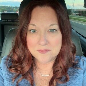 Meet your Posher, Nikole